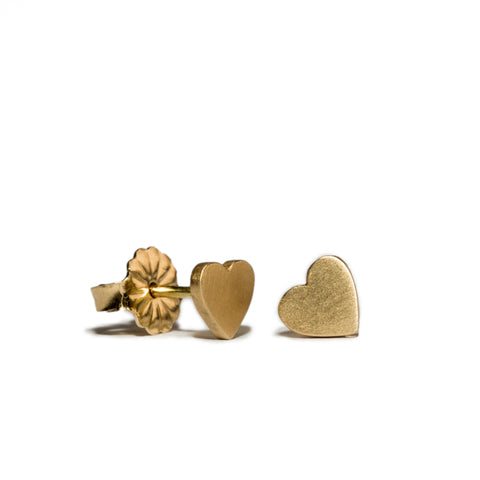 <!--ER584-->large heart button stud earrings