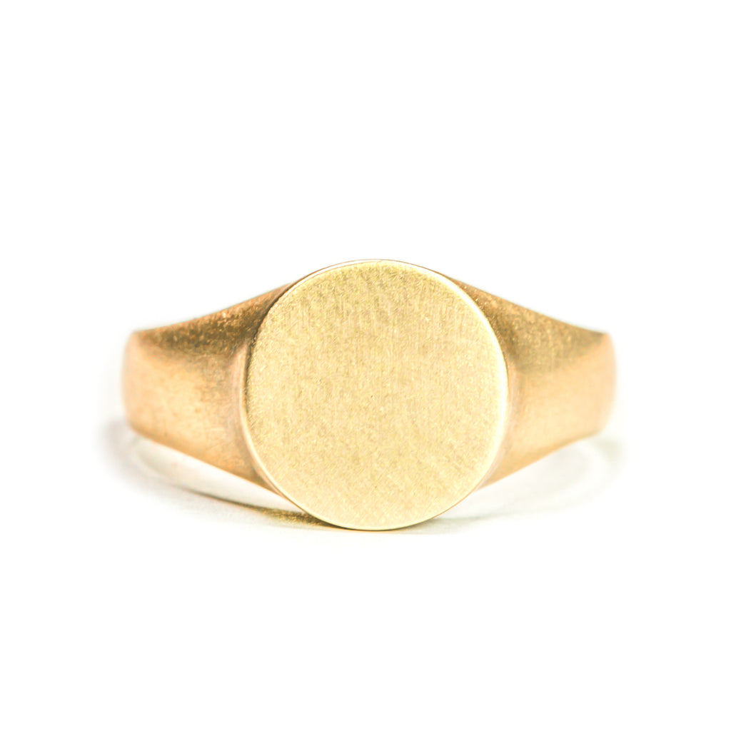 <!--RG450-->round personalized signet ring 14k