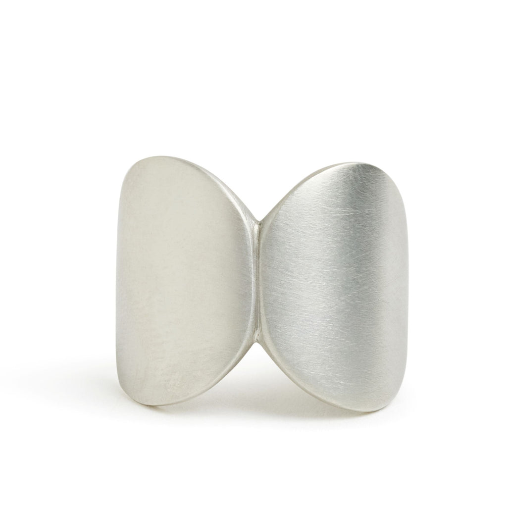 <!--RG779-->double sphere ring