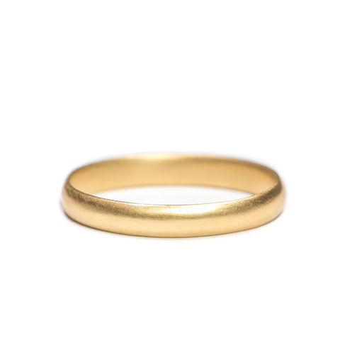 <!--RG540-->small half-round wedding band