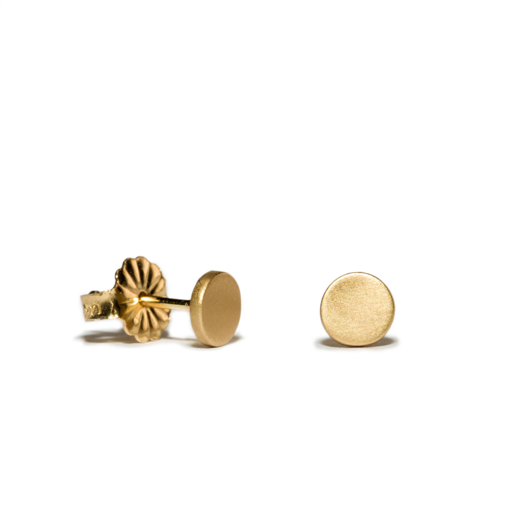 Large Pincher Button Earrings – Jovana Djuric